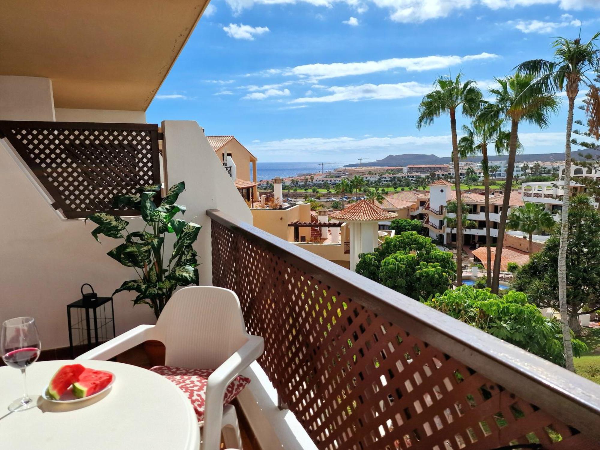 Strelitzia Apartment - Ocean View & Heated Pool San Miguel de Abona Esterno foto
