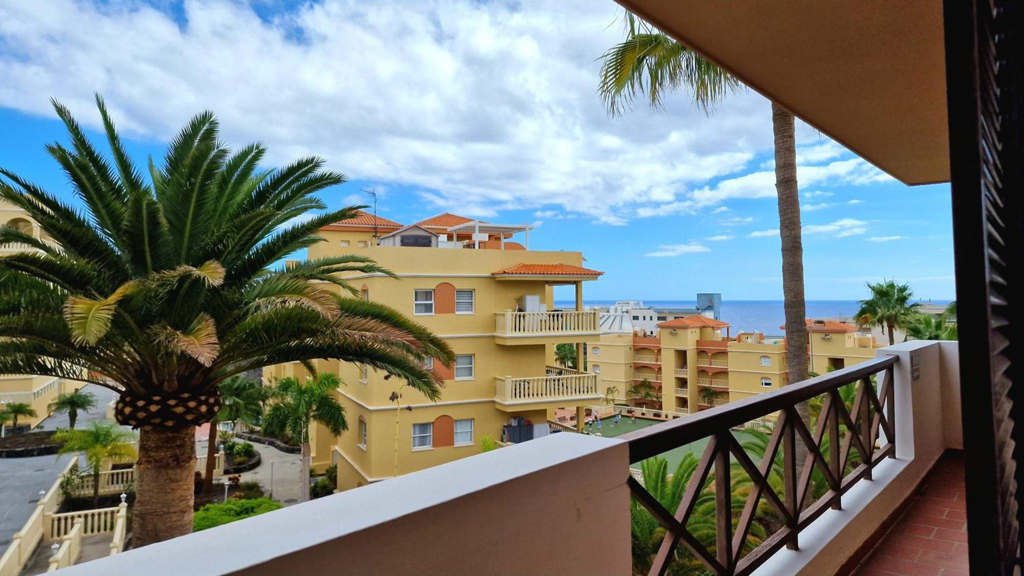 Strelitzia Apartment - Ocean View & Heated Pool San Miguel de Abona Esterno foto