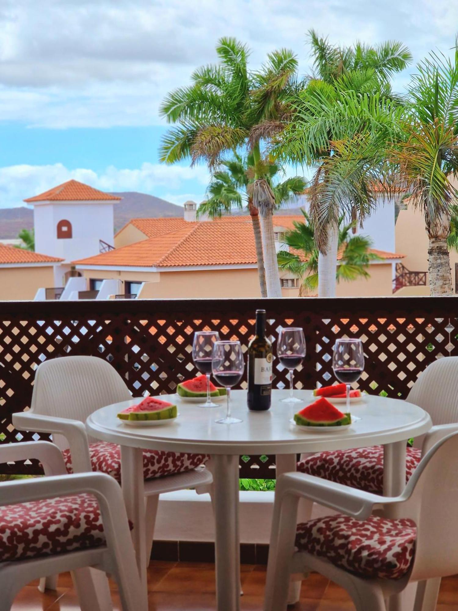 Strelitzia Apartment - Ocean View & Heated Pool San Miguel de Abona Esterno foto