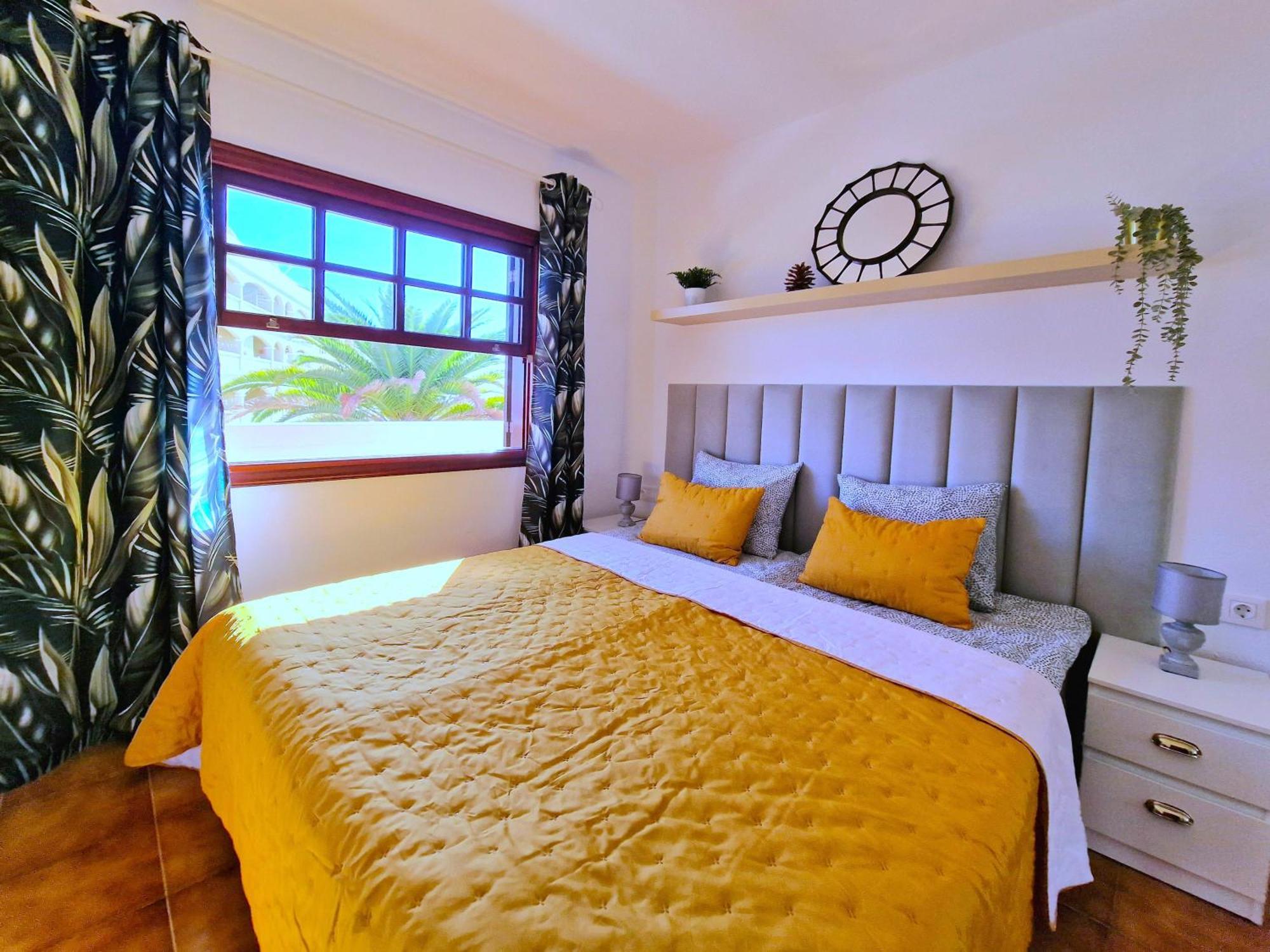 Strelitzia Apartment - Ocean View & Heated Pool San Miguel de Abona Esterno foto