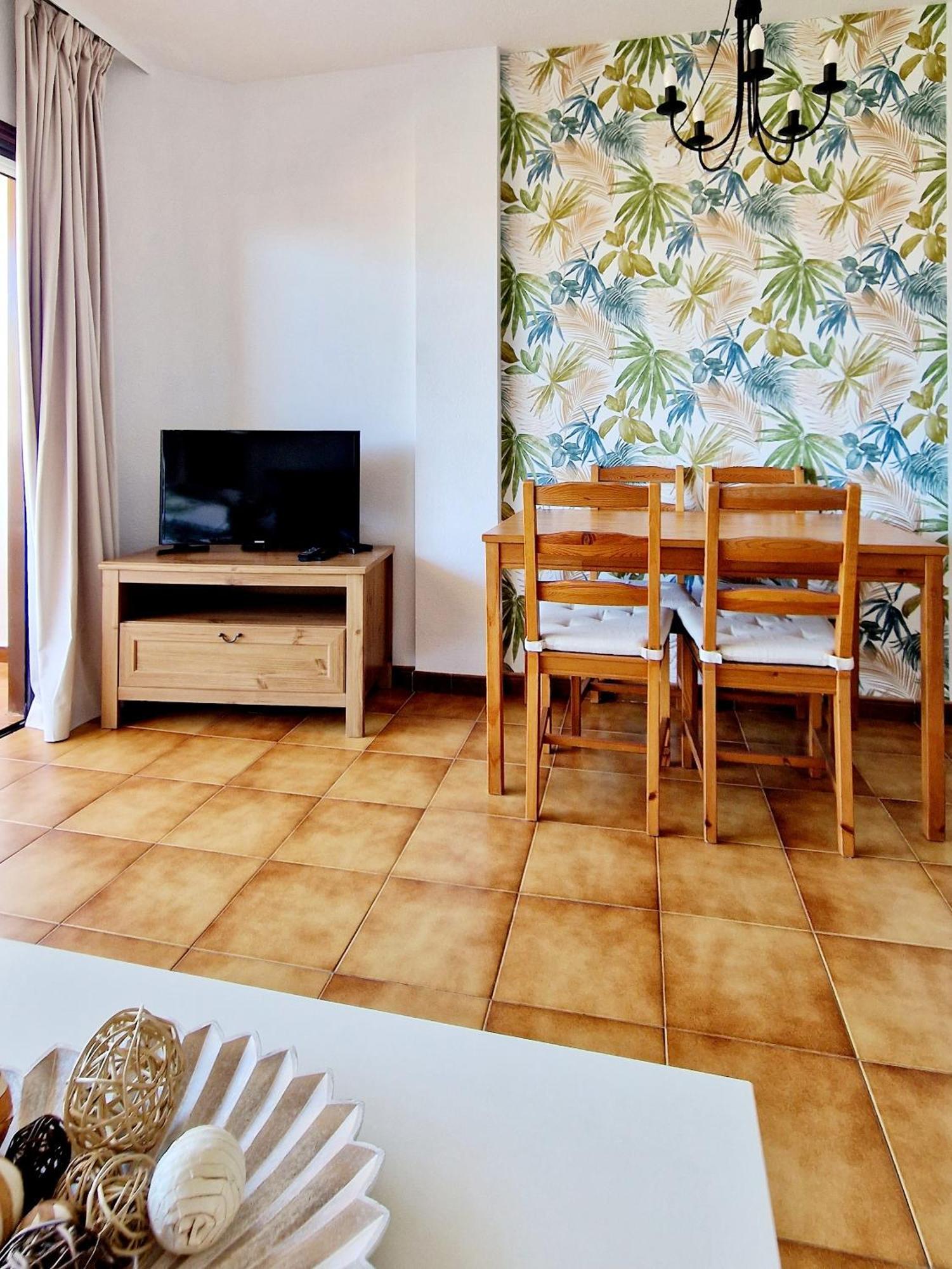 Strelitzia Apartment - Ocean View & Heated Pool San Miguel de Abona Esterno foto